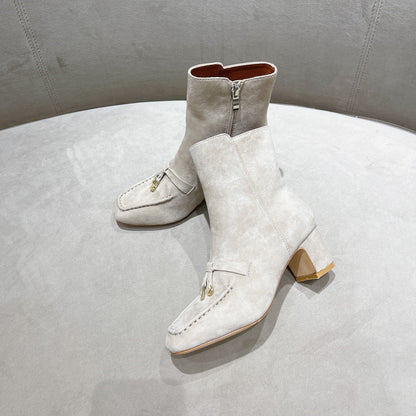 LP CHARMS ANKLE BOOTS METAL LOCK LIGHT GRAY SUEDE