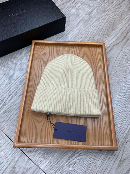 BEANIE HAT IN BISQUE BEIGE WOOL 431355