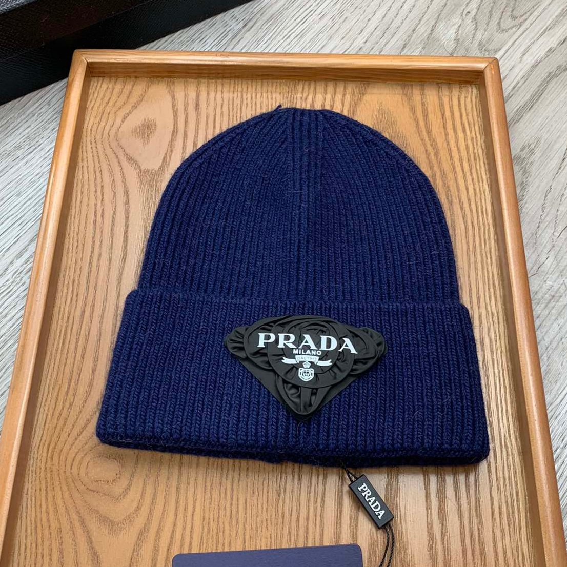 BEANIE HAT IN NAVY BLUE WOOL 431359