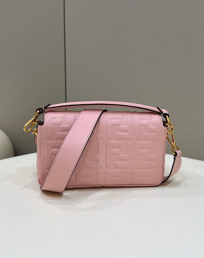 BAGUETTE WITH FF MOTIF 27 IN LIGHT PINK SOFT LAMBSKIN GOLD HARDWARE