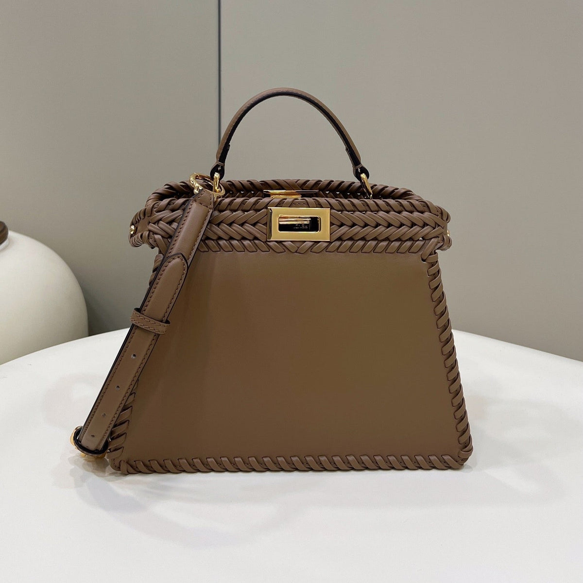 PEEKABOO ISEEU 27 IN BROWN SMOOTH CALFSKIN WITH WOVEN TRIM GOLD HARDWARE