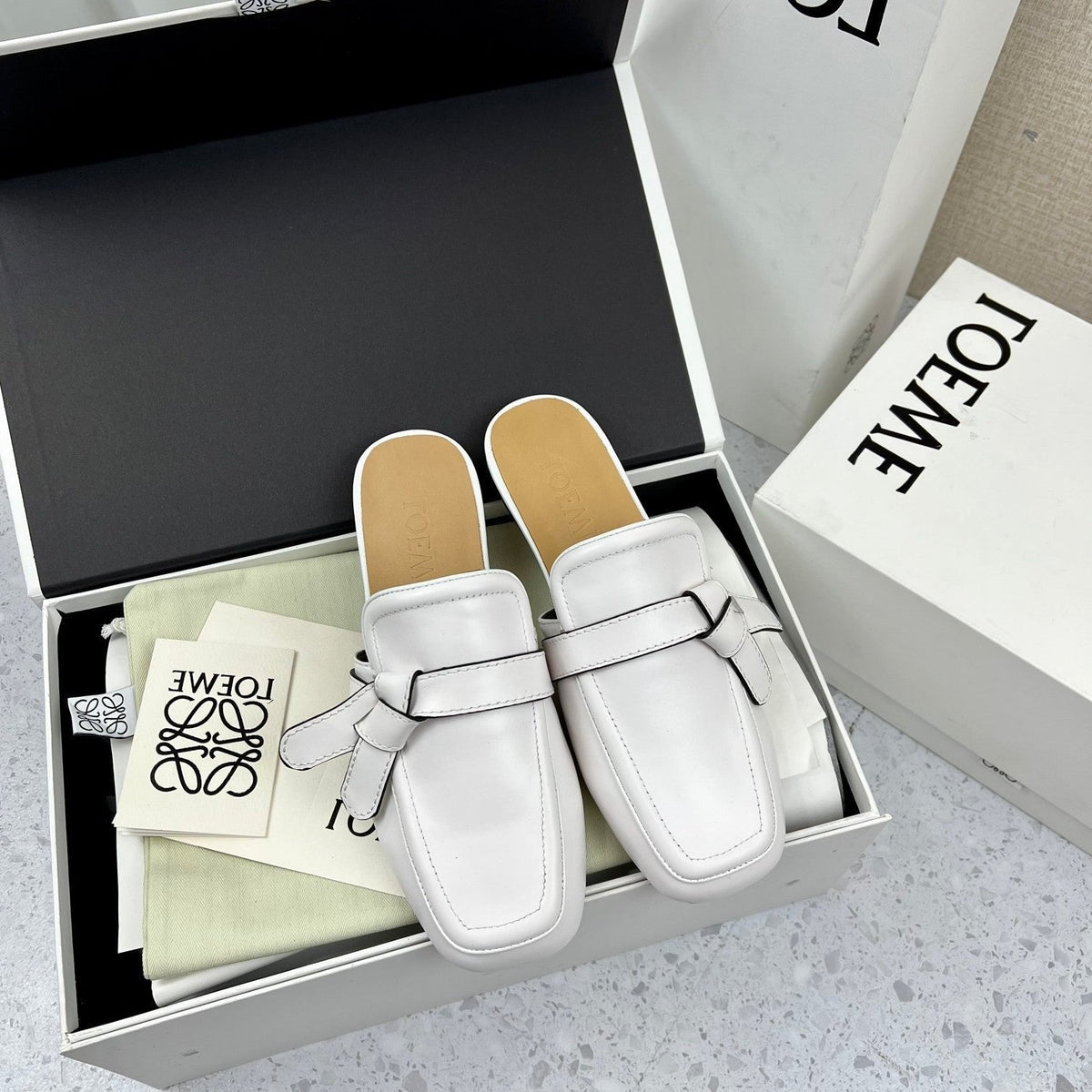 LW GATE BELTED MULE WHITE CALFSKIN