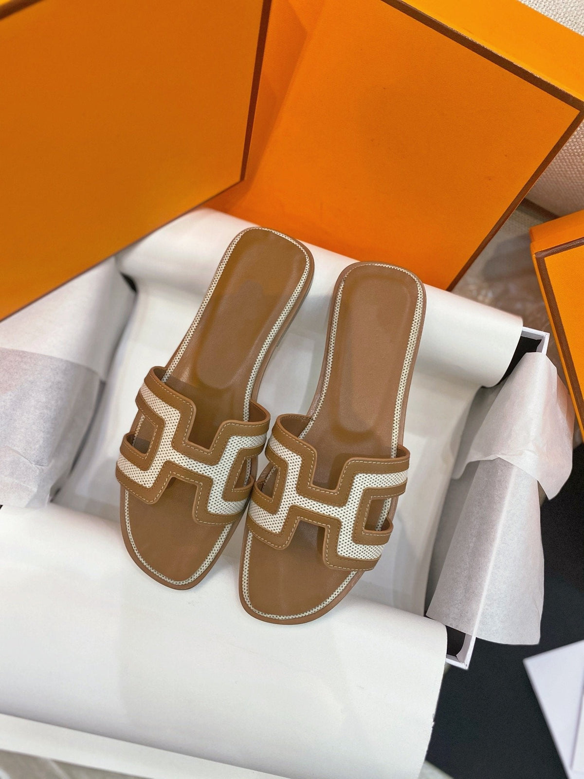 0ran Sandal Brown Leather