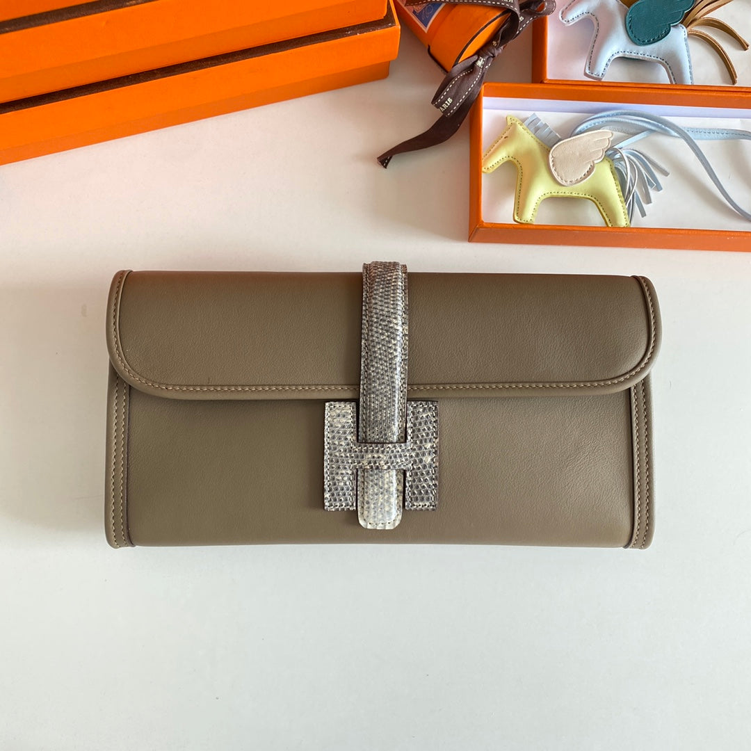 JIGE ELAN 29 CLUTCH IN CHOCOLATE BROWN CALFSKIN WITH WHTE LIZARD SKIN