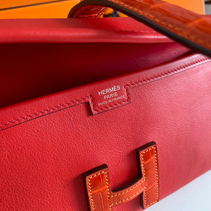 JIGE ELAN 29 CLUTCH IN RUBY RED CALFSKIN WITH APPLE RED LIZARD SKIN