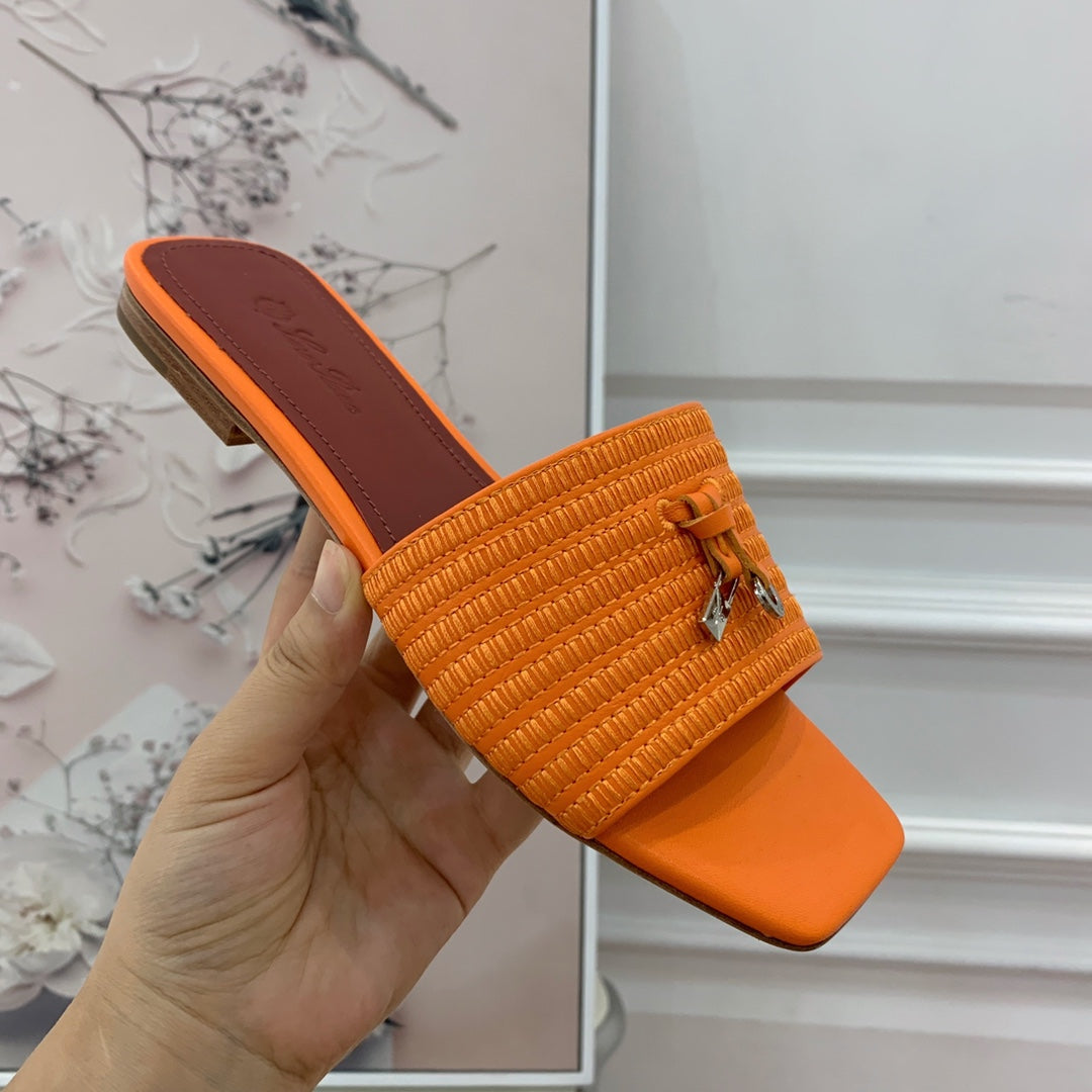 LP RAFFIA CHARMS FLATS SANDAL ORANGE CALFSKIN