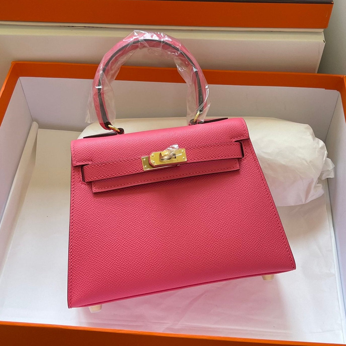 KELLY MINI 20 BAG IN RED PINK CALFSKIN WITH GOLD HARDWARE