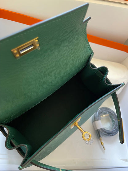 KELLY MINI 20 BAG IN DARK GREEN CALFSKIN WITH GOLD HARDWARE