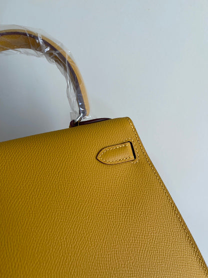 KELLY MINI 20 BAG IN DIJON YELLOW CALFSKIN WITH GOLD HARDWARE