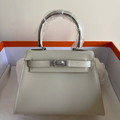 KELLY MINI 20 BAG IN OAT TAN CALFSKIN WITH SILVER HARDWARE