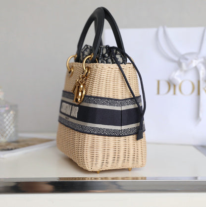 LADY 24 BASKET BAG IN BLACK OBLIQUE JACQUARD MIX BEIGE WICKER