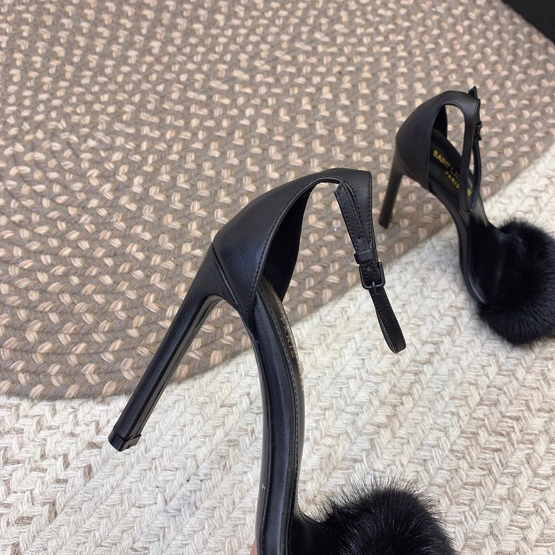 HIGH HEELS SQUARE TOE IN BLACK MINK FUR