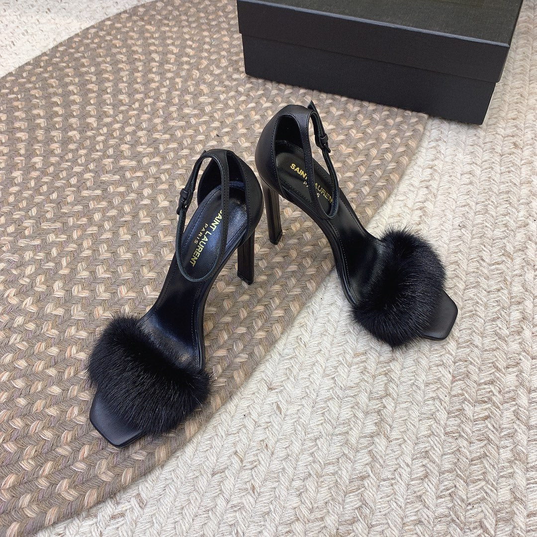 HIGH HEELS SQUARE TOE IN BLACK MINK FUR