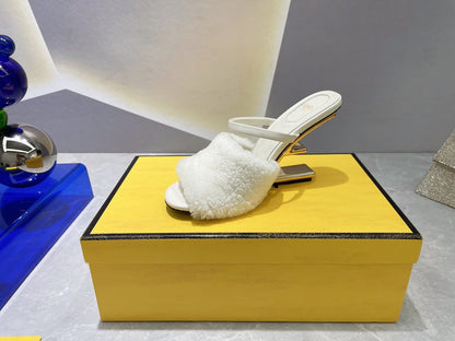 FENDI FIRST HIGH HEEL 95 MM SANDAL IN WHITE MINK FUR