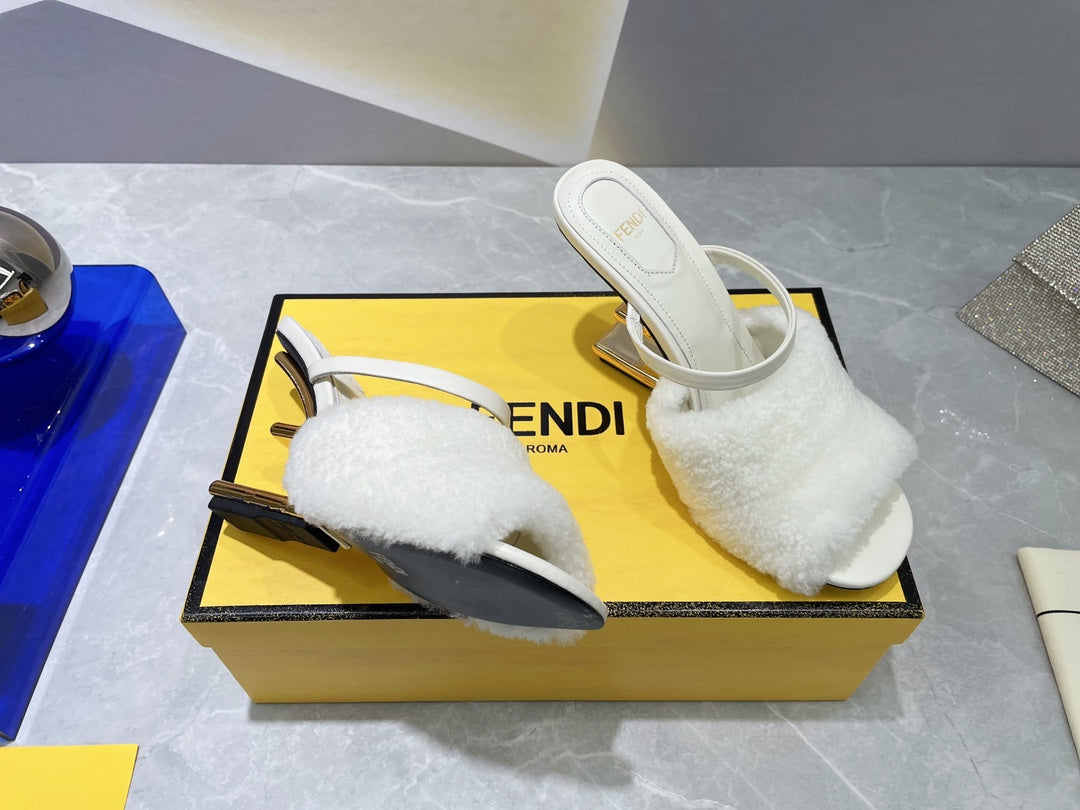 FENDI FIRST HIGH HEEL 95 MM SANDAL IN WHITE MINK FUR
