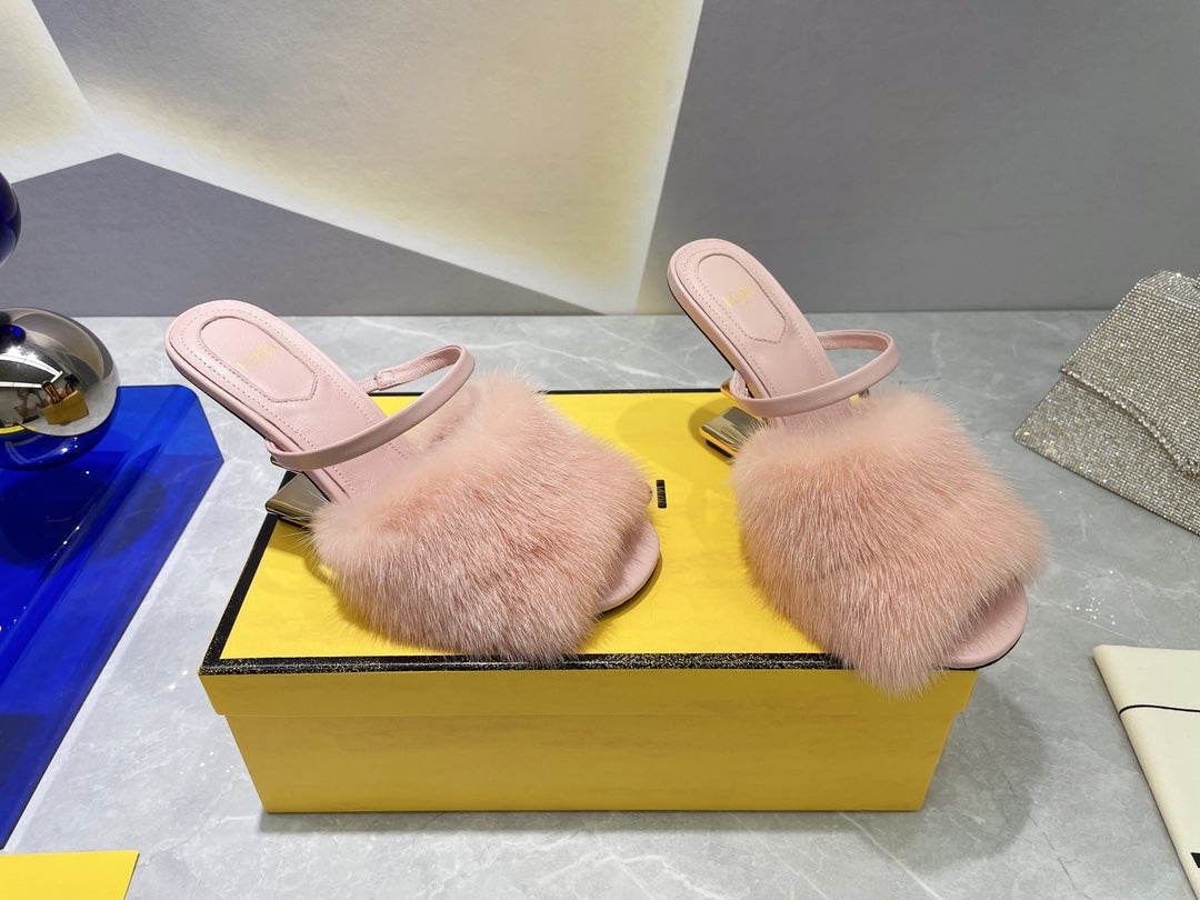 FENDI FIRST HIGH HEEL 95 MM SANDAL IN LIGHT PINK MINK FUR