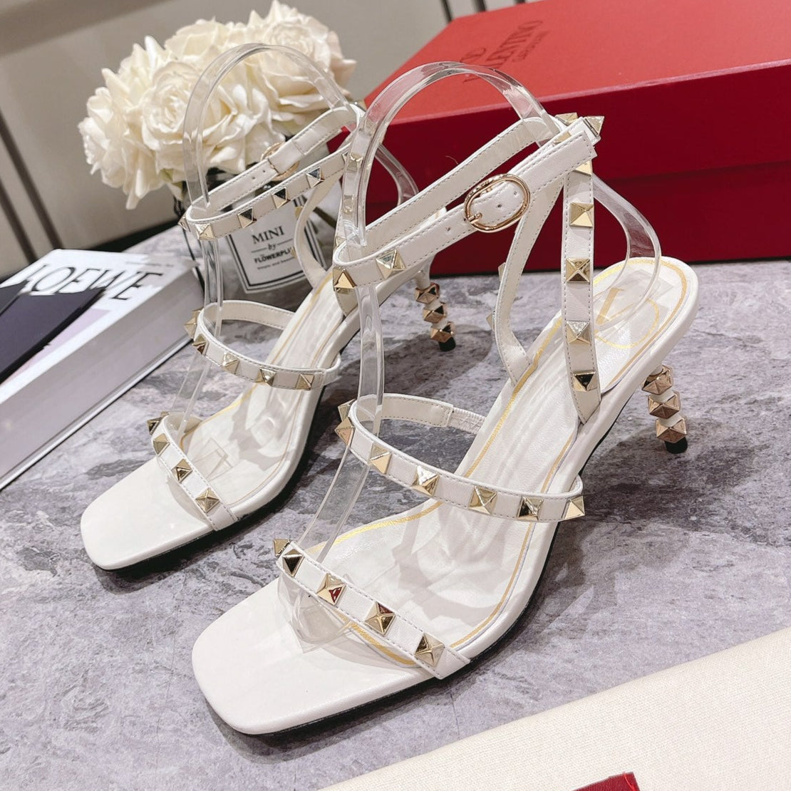 HIGH HEEL 6 CM SANDAL IN WHITE LAMBSKIN WITH STUDS