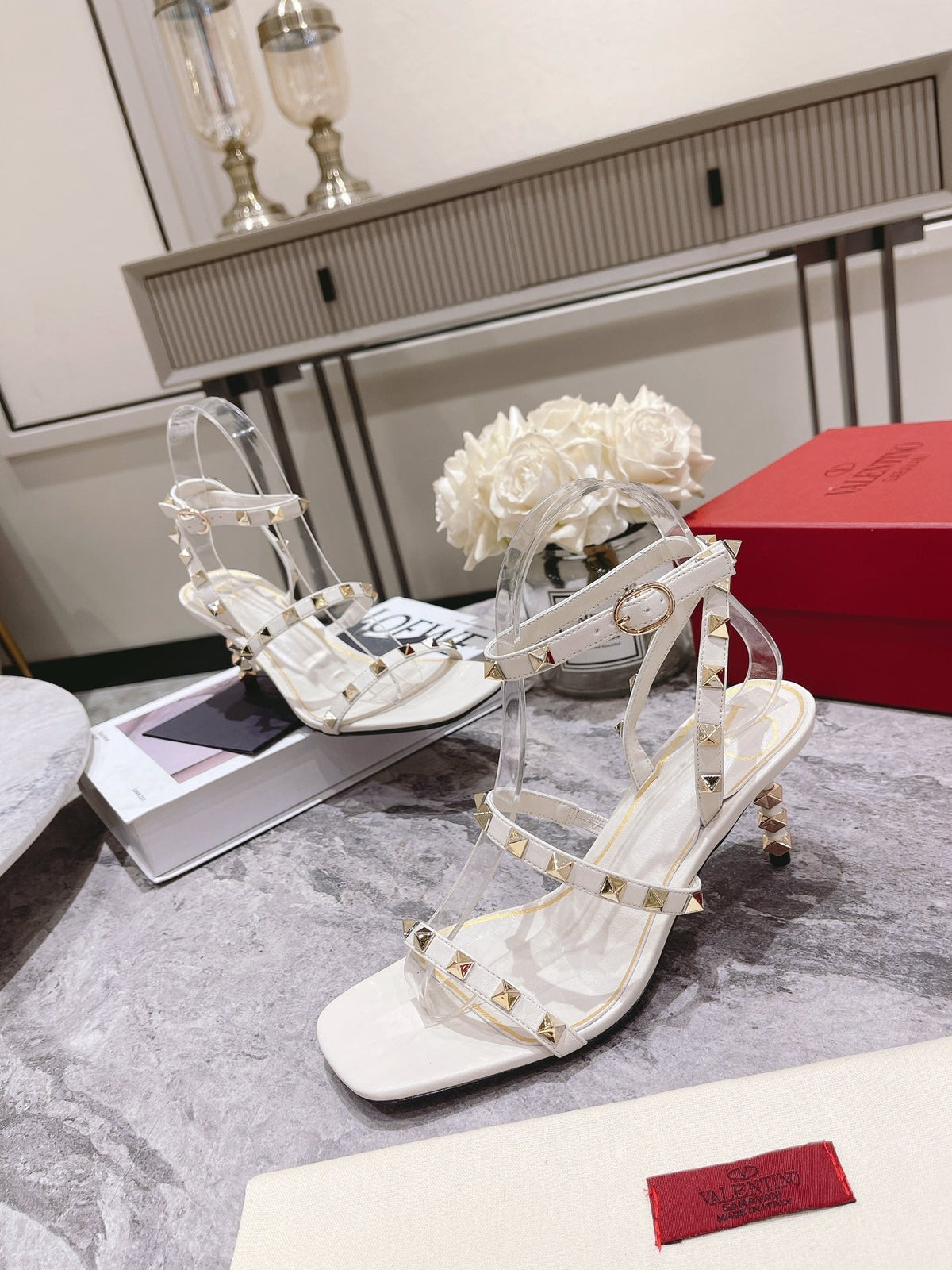HIGH HEEL 6 CM SANDAL IN WHITE LAMBSKIN WITH STUDS