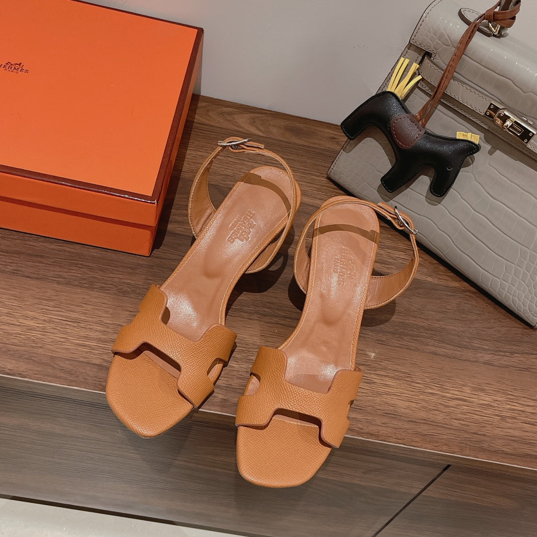 HOLY 75 SANDAL IN CINNAMON BROWN GRAINED CALFSKIN