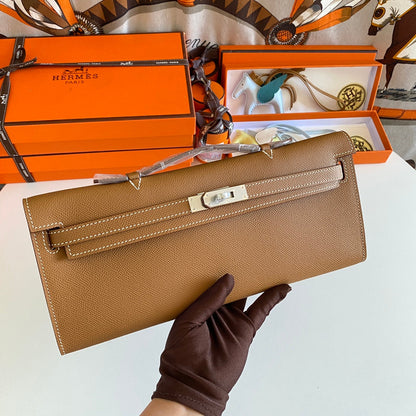 KELLY CUT 31 IN BRONZE BROWN CALFSKIN WITH SILVER HARDWARE