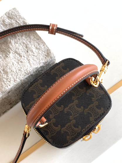 TRIOMPHE 9 CALFSKIN BLACK PATTERN BOX BAG
