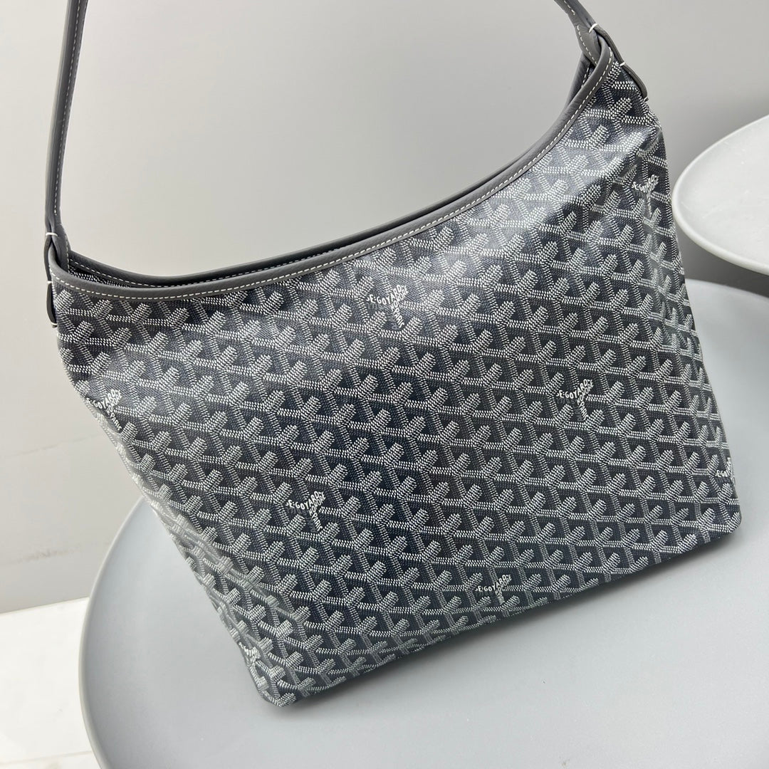 HOBO BOHÈME 34 IN GREY GOYARDINE CANVAS AND CALFSKIN