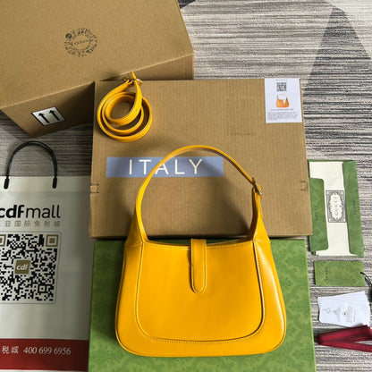 GG JACKIE SMALL 28 SHOULDER BAG IN YELLOW CALFSKIN