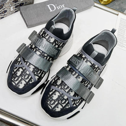 D-WANDER SNEAKERS IN COLORFUL TECHNICAL FABRIC AND SUEDE 153029