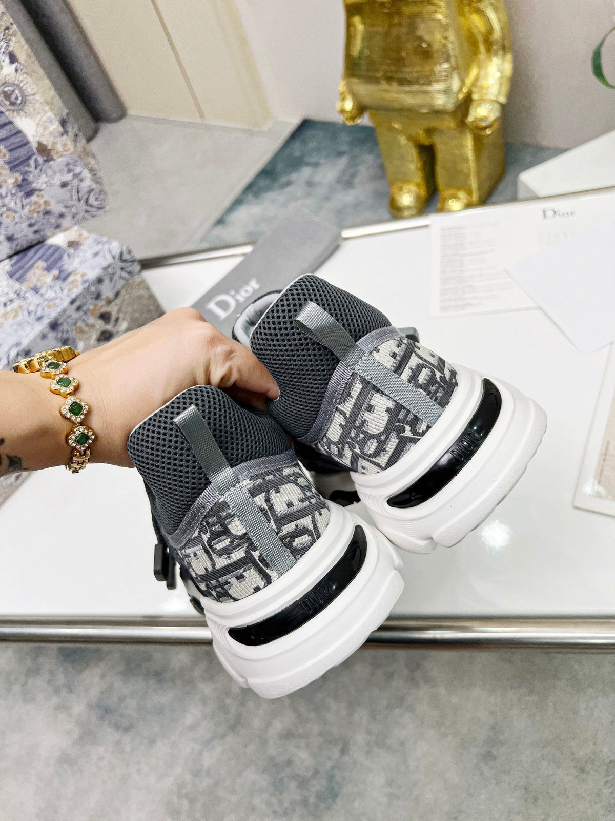 D-WANDER SNEAKERS IN COLORFUL TECHNICAL FABRIC AND SUEDE 153029