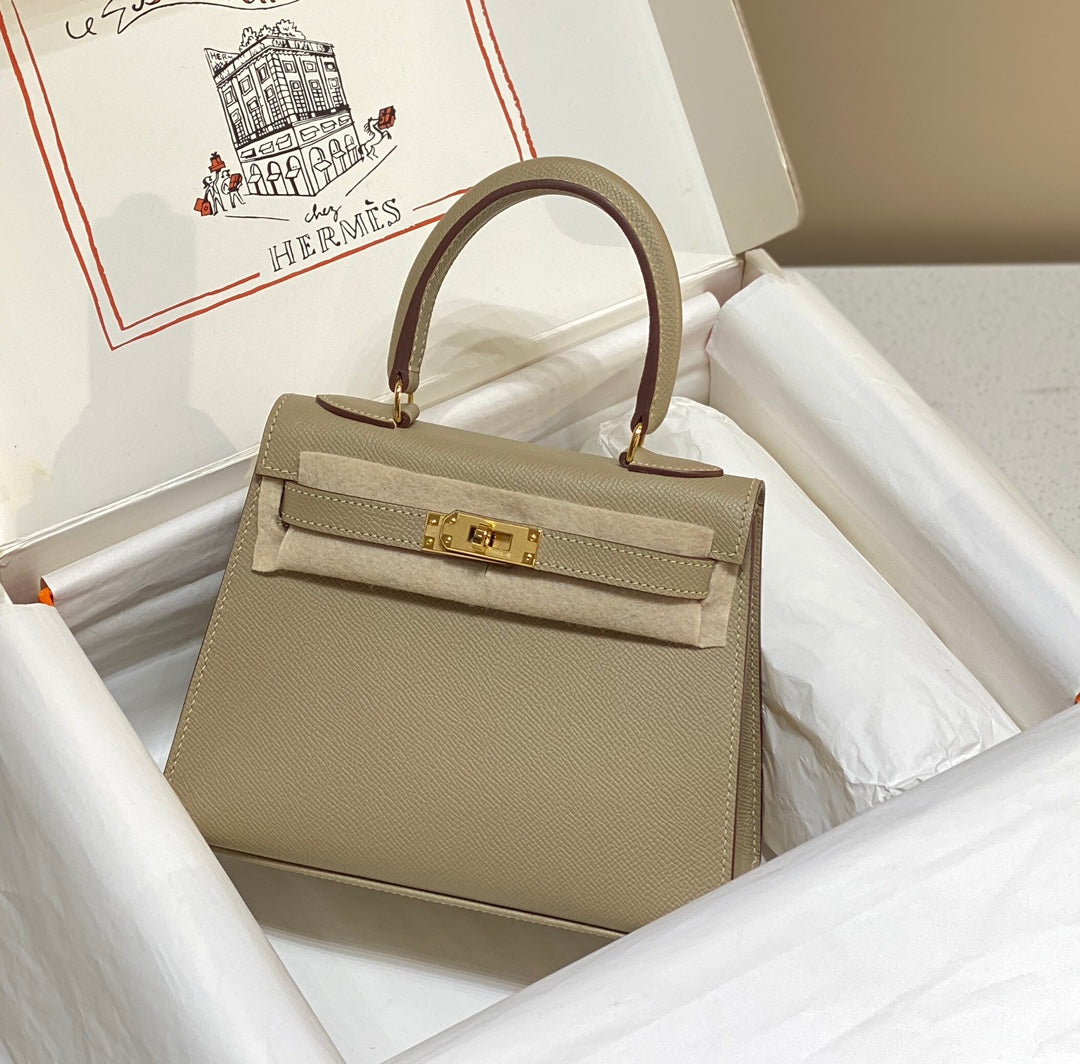 KELLY MINI 20 BAG IN TAN BROWN CALFSKIN WITH GOLD HARDWARE