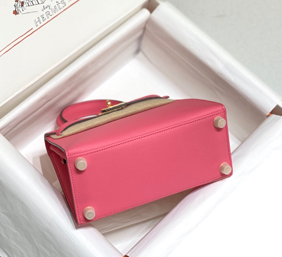 KELLY MINI 20 BAG IN WATERMELON PINK CALFSKIN WITH GOLD HARDWARE