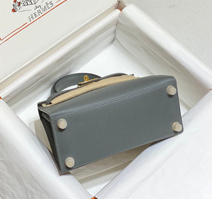 KELLY MINI 20 BAG IN SHARK GRAY CALFSKIN WITH GOLD HARDWARE