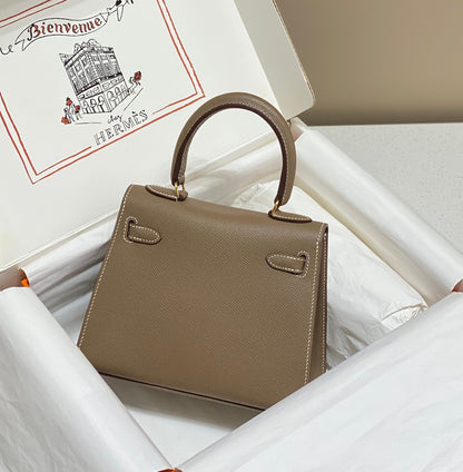 KELLY MINI 20 BAG IN MEDIUM BROWN CALFSKIN WITH GOLD HARDWARE