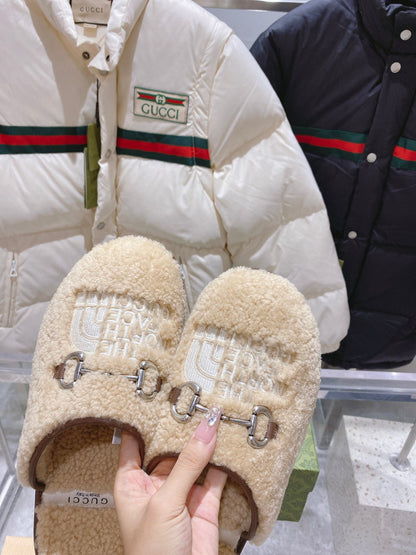 GGxTHE NORTH FACE HORSEBIT MULE IN BEIGE WOOL
