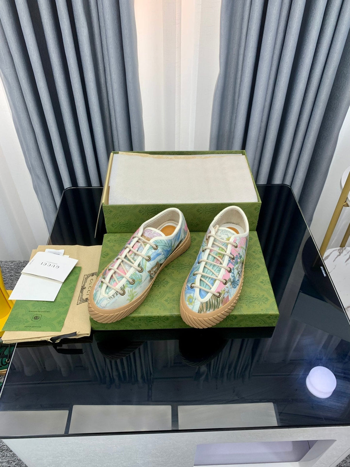 GG UNIQUE SNEAKER THICK-SOLE GRASS MOTIF CANVAS
