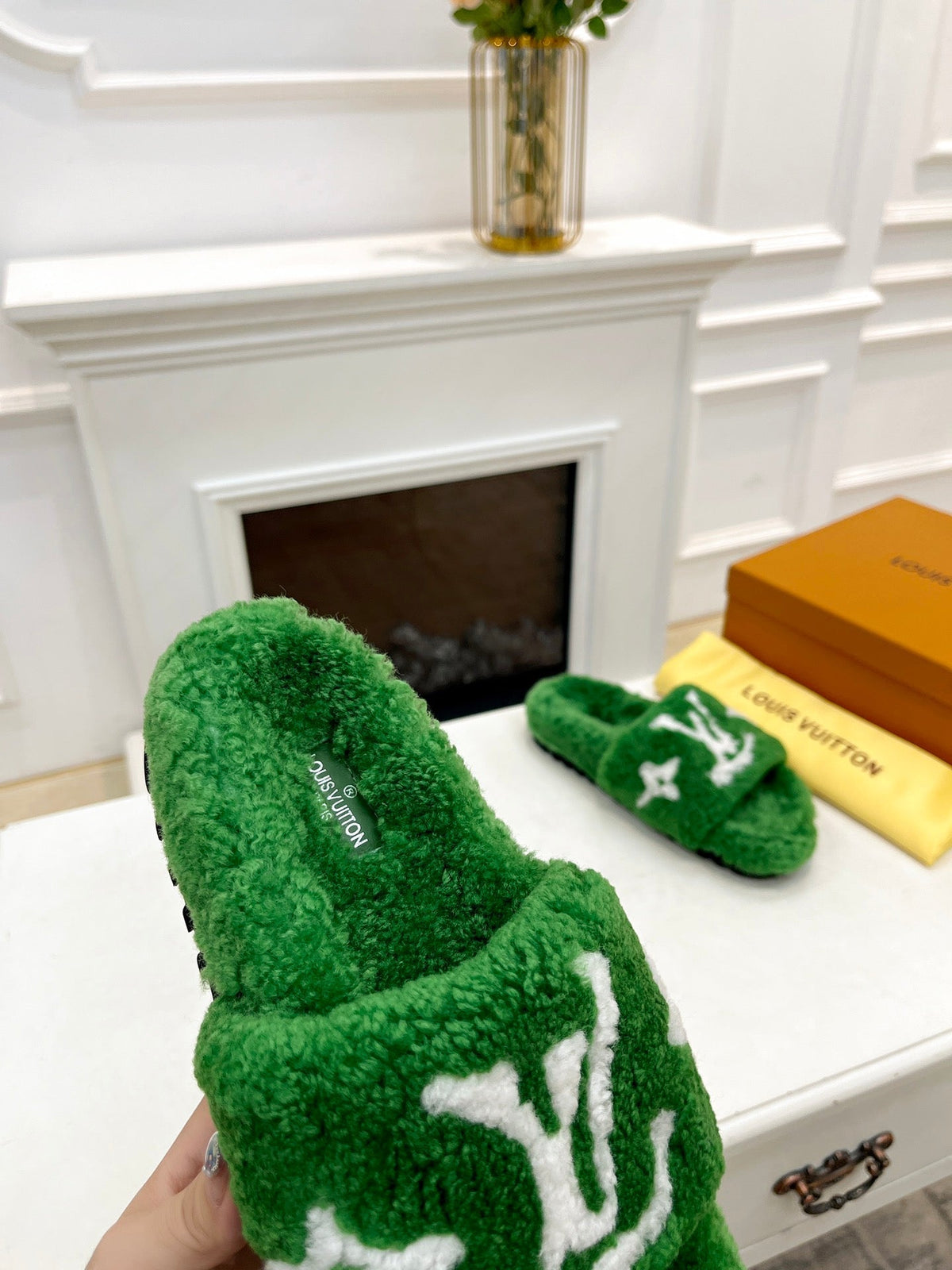 LV FLAT SLIPPER IN EMERALD GREEN MIX WHITE SHEARLING