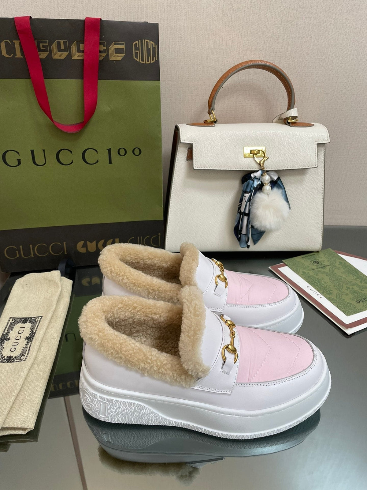 GG LOAFER IN WHITE MIX LIGHT PINK CALFSKIN WITH BEIGE WOOL LINING