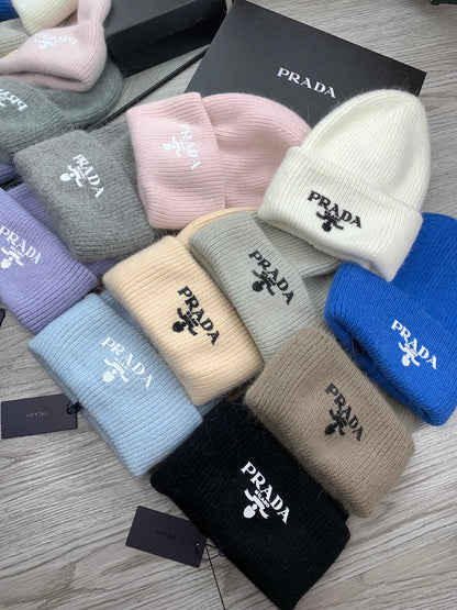 BEANIE HAT IN KHAKI BROWN WOOL 108747