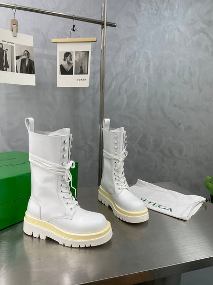 LUG LACE-UP BOOT IN WHITE CALFSKIN 7 CM