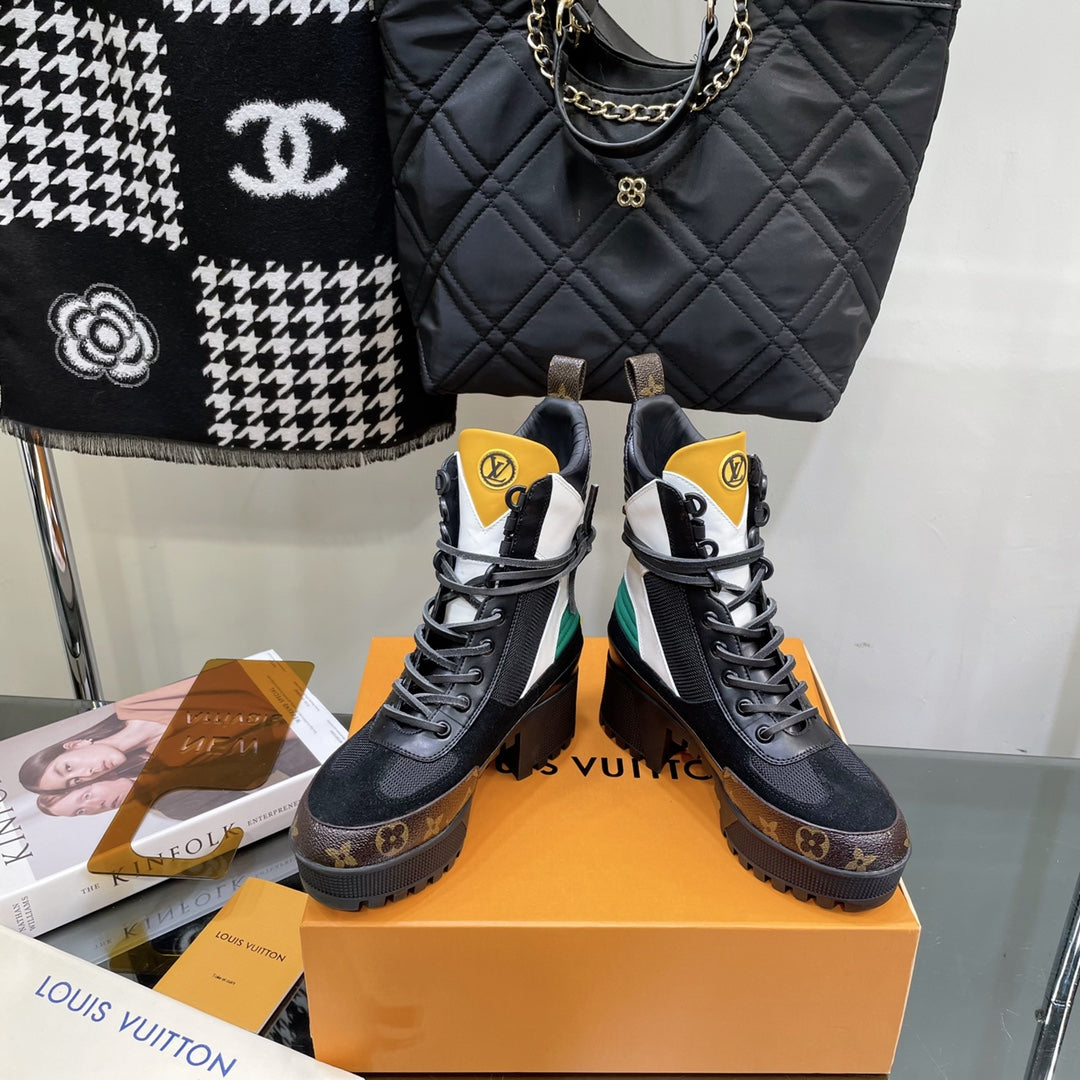 LAUREATE PLATFORM BOOTS IN COLORFUL SUEDE AND MONOGRAM CALFSKIN