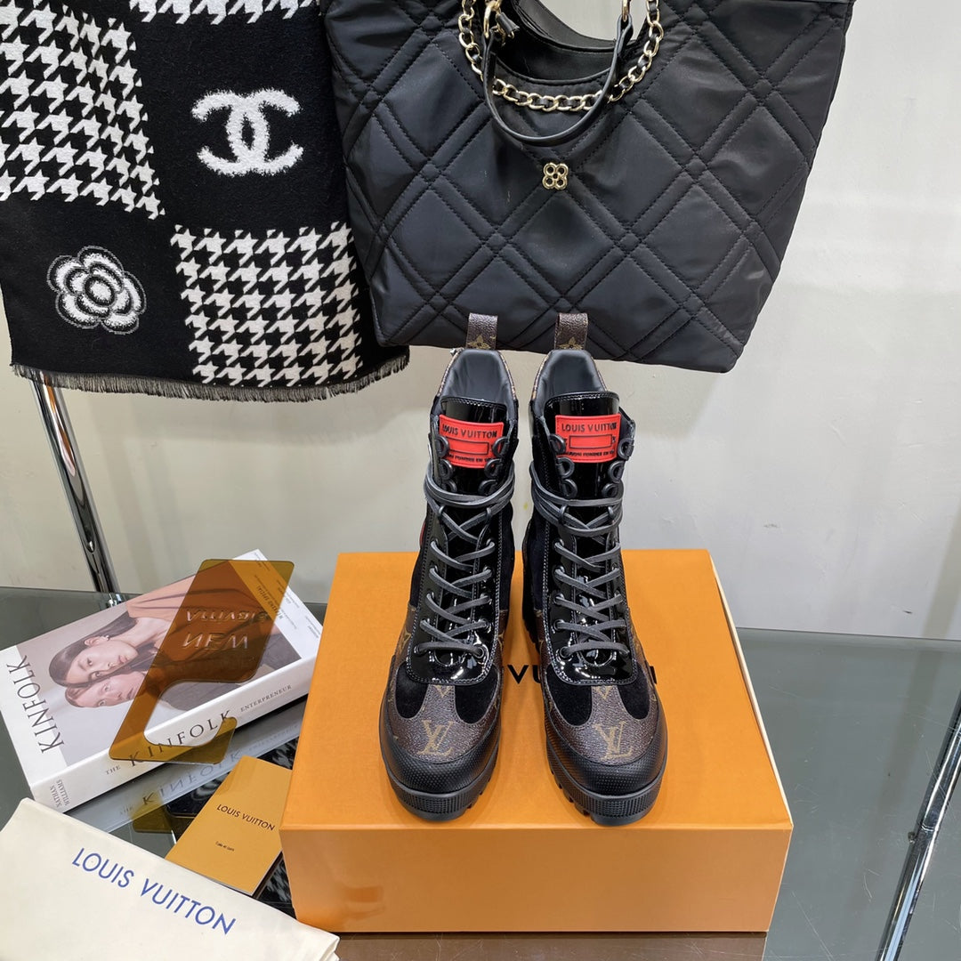 LAUREATE PLATFORM BOOTS IN BLACK SUEDE AND CHOCOLATE BROWN MONOGRAM CALFSKIN