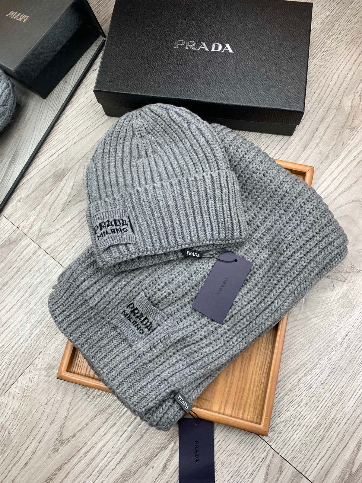 SET SCARF AND HAT IN DOVE GRAY WOOL AND RABBIT FUR 388993