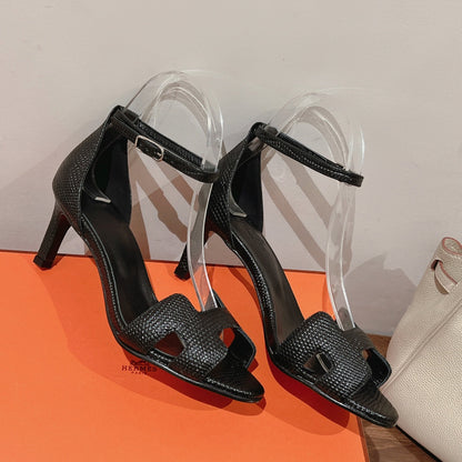 PREMIERE 70 SANDAL IN BLACK GRAINED CALFSKIN