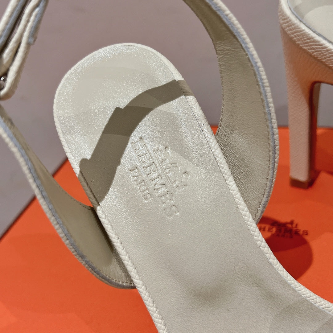 HOLY 105 SANDAL IN WHITE CREAM GRAINED CALFSKIN