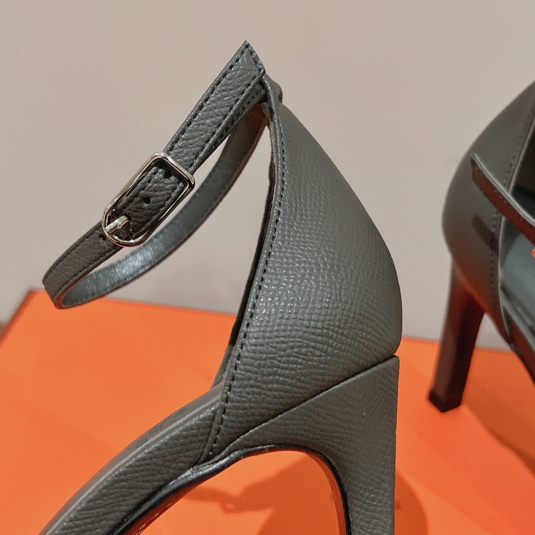 PREMIERE 105 SANDAL IN DARK GRAY CALFSKIN