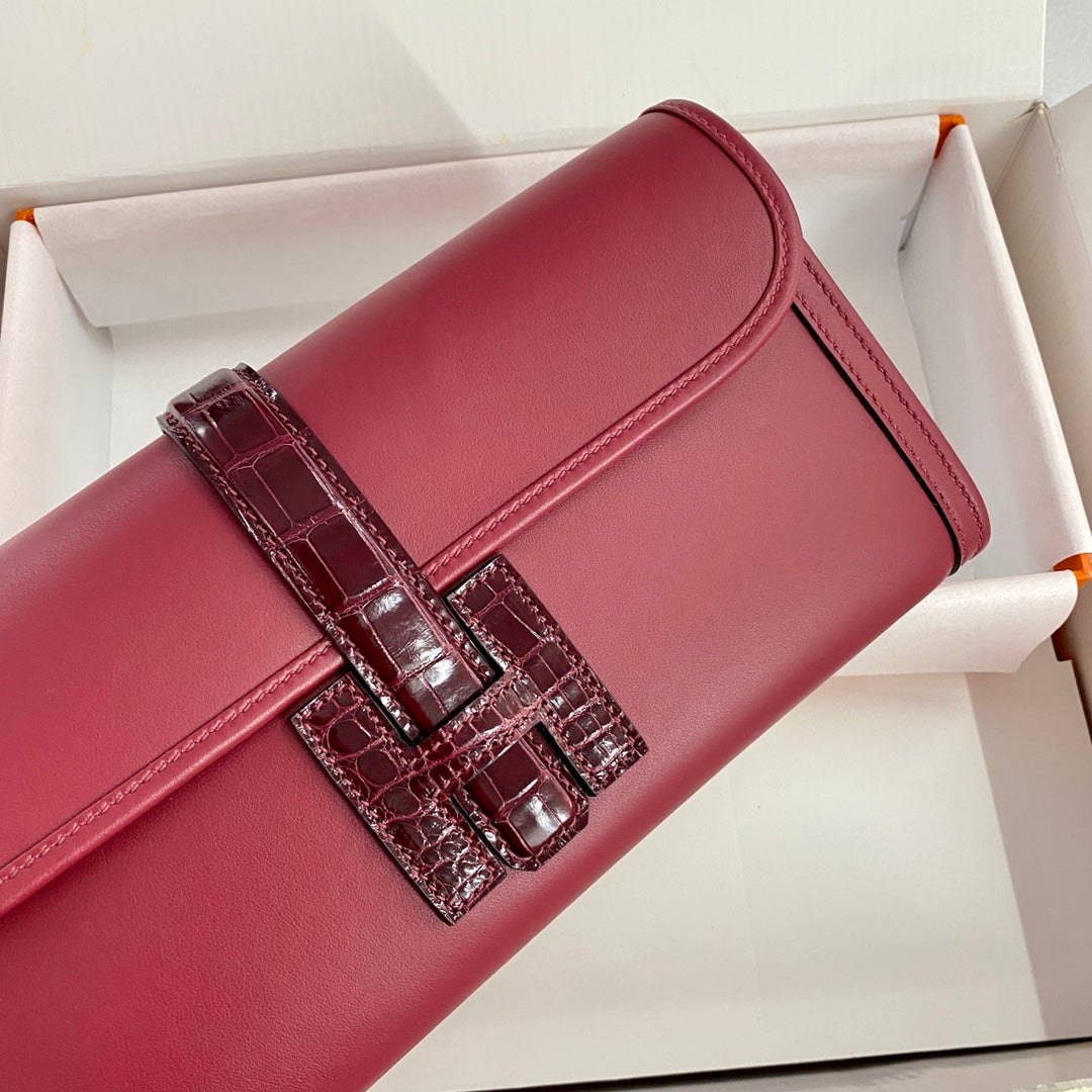 JIGE ELAN 29 CLUTCH IN CHERRY RED CALFSKIN WITH WINE RED LIZARD SKIN