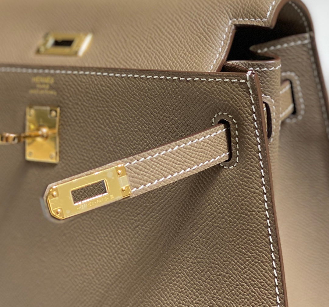 KELLY 25CM IN ETOUPE EPSOM CALFSKIN GOLD HARDWARE