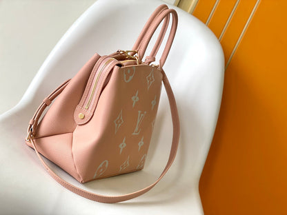 PETIT PALAIS PM MEDIUM SHOULDER BAG 29 IN PINK EMBOSSED COWHIDE GOLD-TONE HARDWARE
