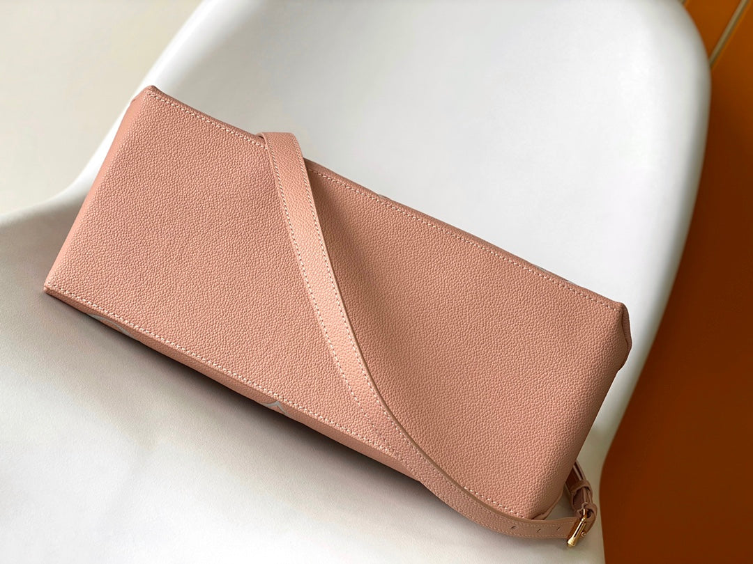 PETIT PALAIS PM MEDIUM SHOULDER BAG 29 IN PINK EMBOSSED COWHIDE GOLD-TONE HARDWARE