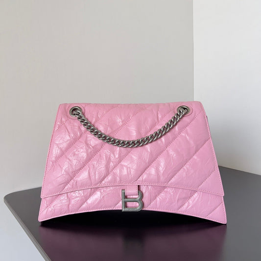 CRUSH CHAINED BAG 32 IN PINK QUILTED CRUSHED CALFSKIN SILVER HARDWARE
